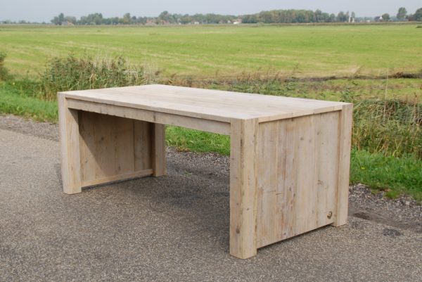Steigerhouten bureau Welle
