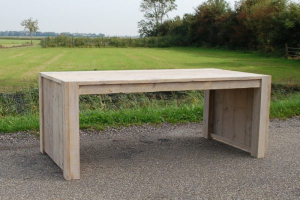 Steigerhouten bureau Welle