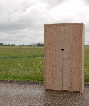 steigerhouten 2 deurs kast Iselmar