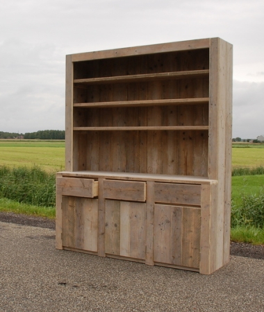 Steigerhouten buffetkast Lauwerssee