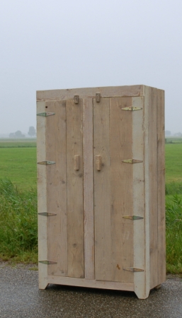 Steigerhouten 2 deurs kast Lije