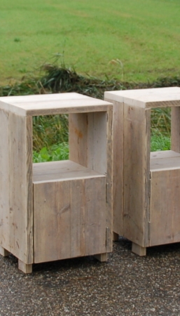Steigerhouten kastje Lits