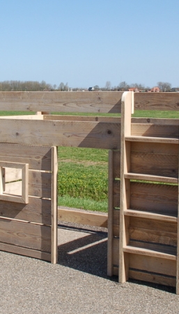 Steigerhouten speelhutbed Rintsjepoel