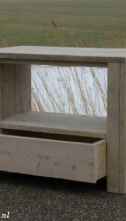 Steigerhouten audiomeubel Snitsermar met lade